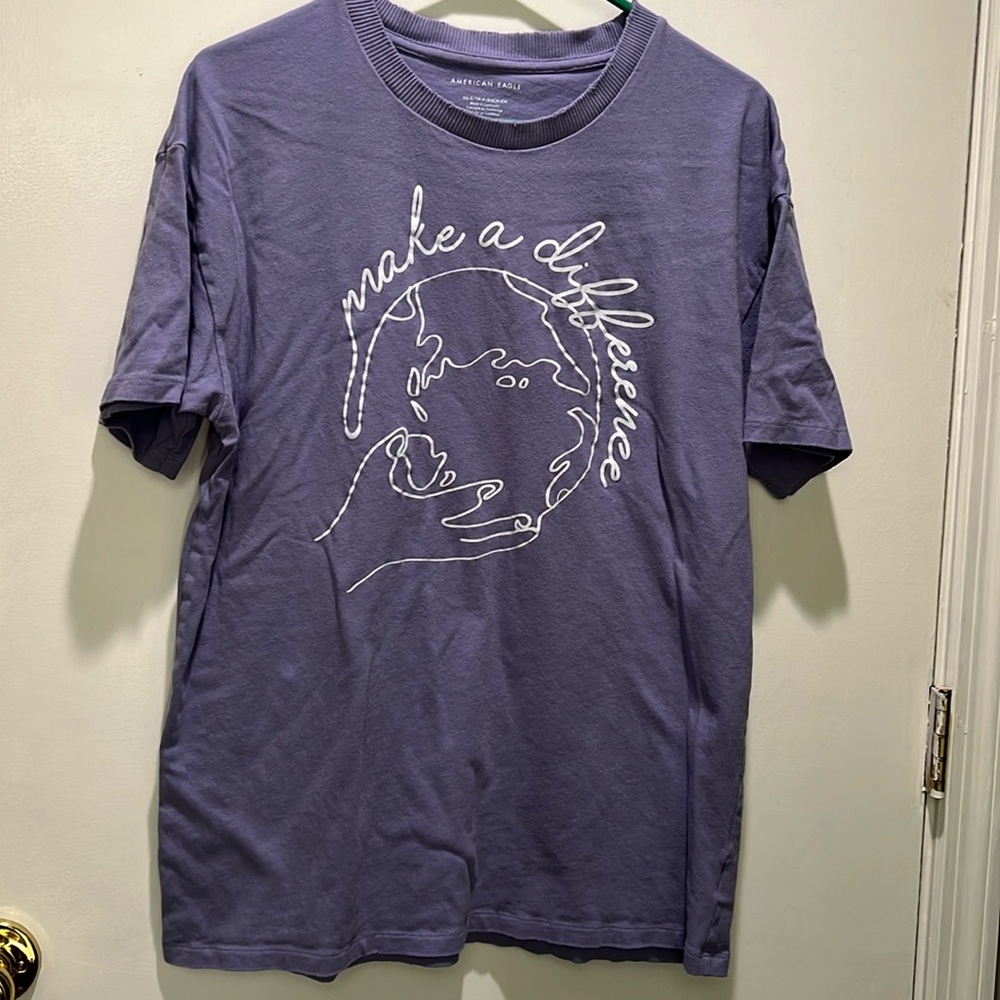 American Eagle T-Shirt. “make a difference”